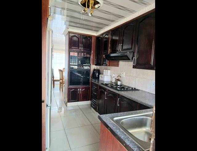 3 BEDROOM HOUSE FOR SALE IN PROTEA GLEN